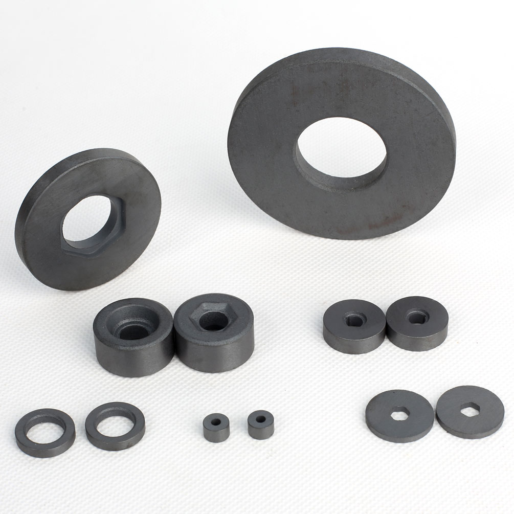 Isotropic Ferrite Magnet IF-2-6825