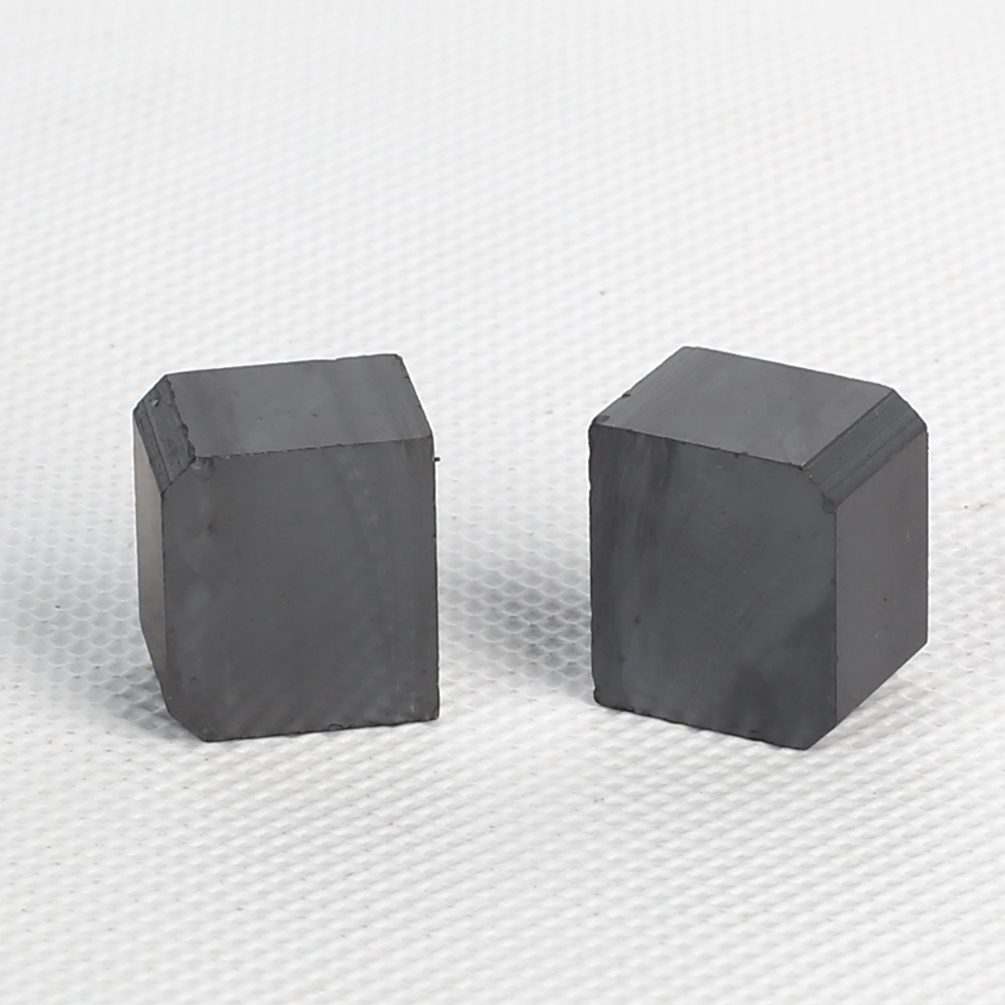 Multi-wire Cutting Ferrite Magnet MCF-18-7151